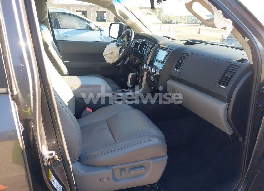 Photo 5 of 2016 Toyota Sequoia LIMITED 5.7L V8 (VIN 5TDJY5G16GS140022)