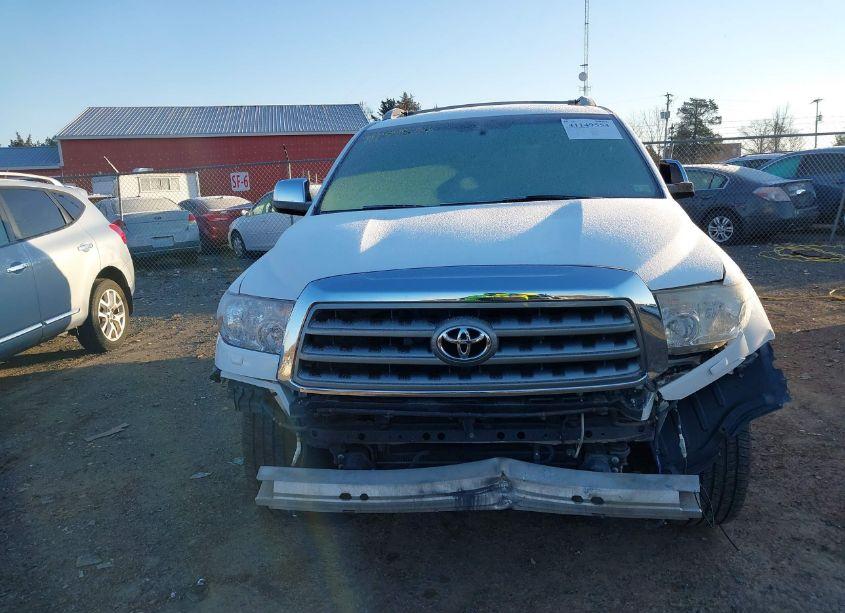 Photo 13 of 2015 Toyota Sequoia LIMITED 5.7L V8 (VIN 5TDJY5G17FS111269)