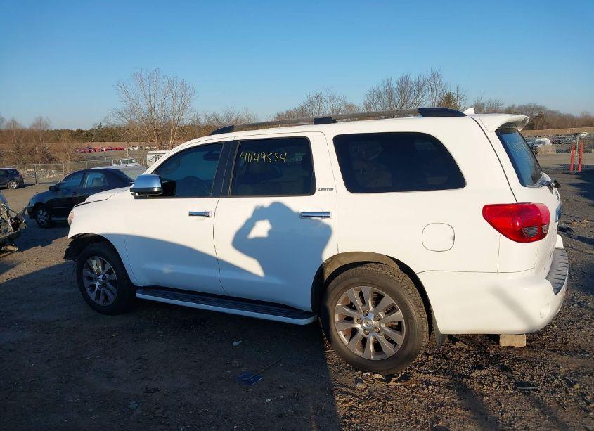 Photo 15 of 2015 Toyota Sequoia LIMITED 5.7L V8 (VIN 5TDJY5G17FS111269)