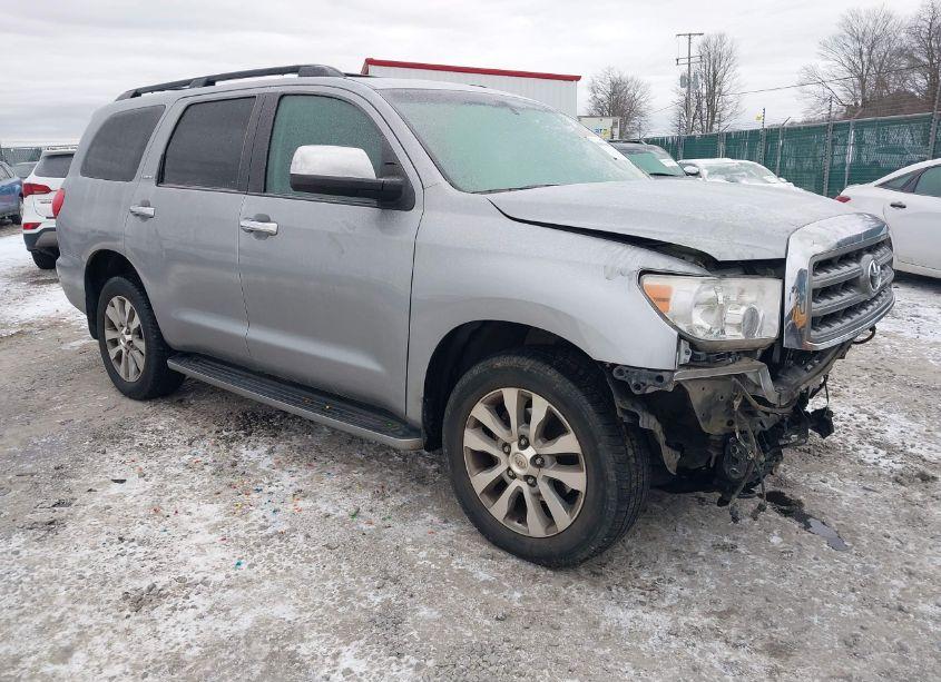 2015 Toyota Sequoia LIMITED 5.7L V8 (VIN 5TDJY5G17FS117704) main photo