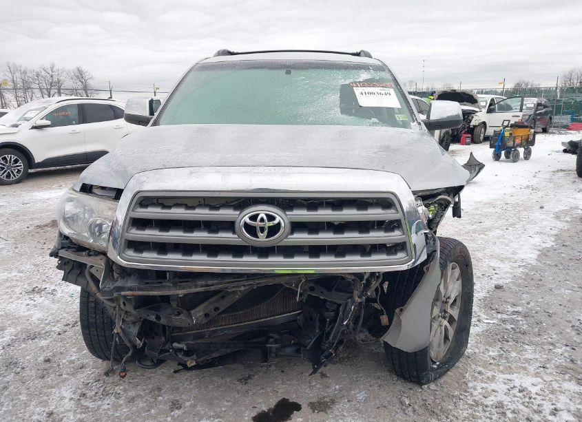 Photo 13 of 2015 Toyota Sequoia LIMITED 5.7L V8 (VIN 5TDJY5G17FS117704)