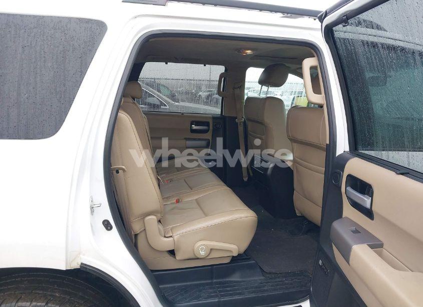 Photo 8 of 2016 Toyota Sequoia LIMITED 5.7L V8 (VIN 5TDJY5G18GS140071)