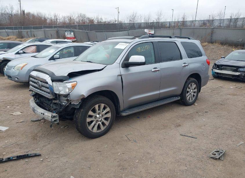 Photo 2 of 2010 Toyota Sequoia LIMITED 5.7L V8 (VIN 5TDJY5G1XAS029223)