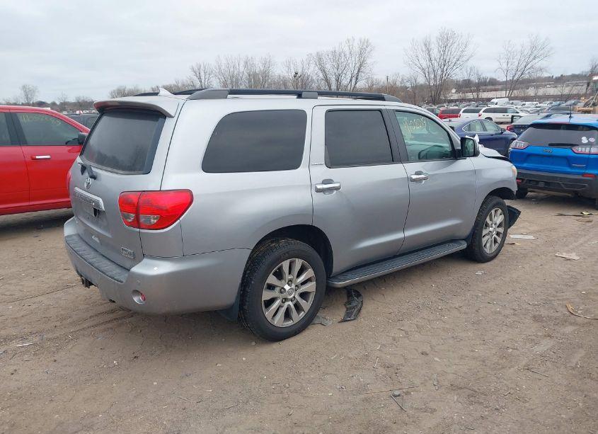 Photo 4 of 2010 Toyota Sequoia LIMITED 5.7L V8 (VIN 5TDJY5G1XAS029223)