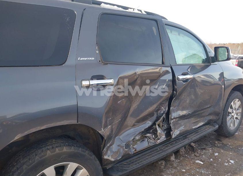 Photo 6 of 2016 Toyota Sequoia LIMITED 5.7L V8 (VIN 5TDJY5G1XGS127354)