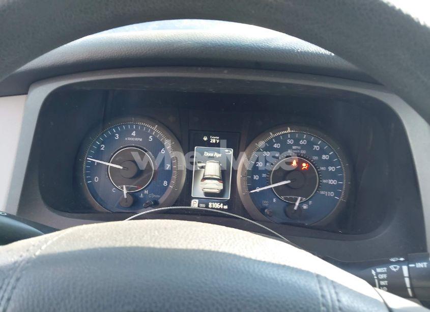 Photo 7 of 2018 Toyota Sienna LE 7 PASSENGER (VIN 5TDJZ3DC1JS201842)