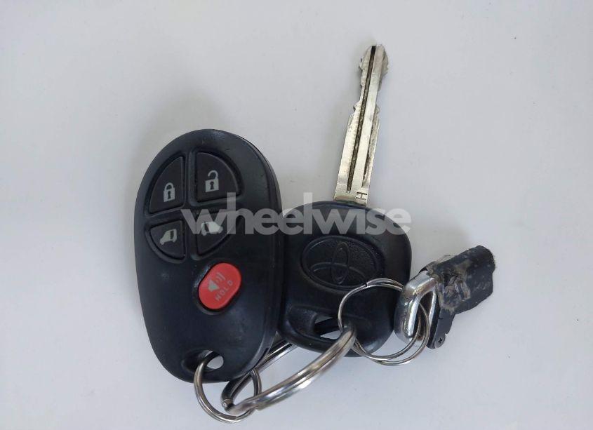 Photo 11 of 2017 Toyota Sienna LE 7 PASSENGER (VIN 5TDJZ3DC2HS158476)