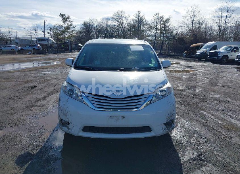 Photo 12 of 2017 Toyota Sienna LE 7 PASSENGER (VIN 5TDJZ3DC2HS158476)