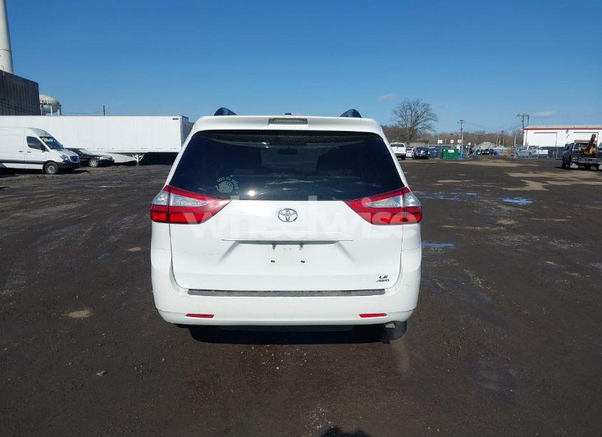 Photo 16 of 2017 Toyota Sienna LE 7 PASSENGER (VIN 5TDJZ3DC2HS158476)