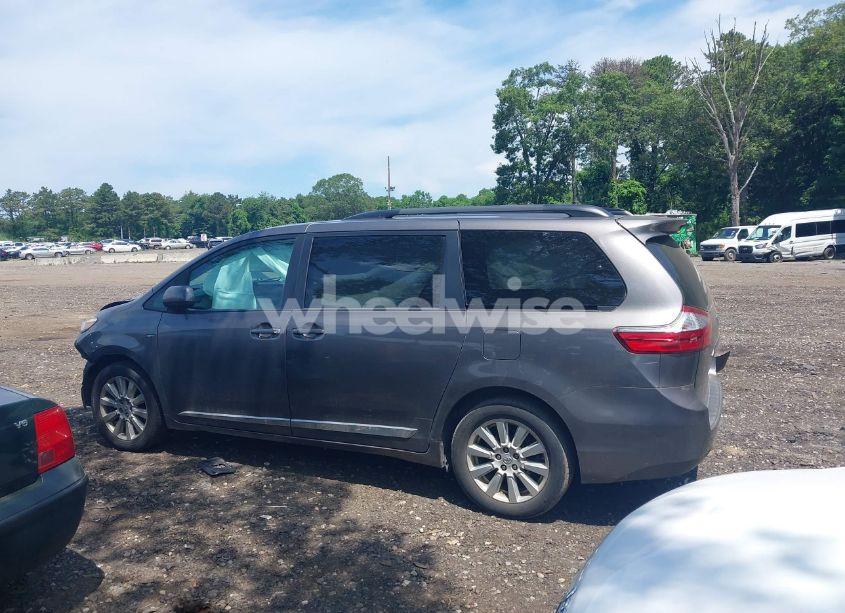 Photo 14 of 2017 Toyota Sienna LE 7 PASSENGER (VIN 5TDJZ3DC2HS171132)