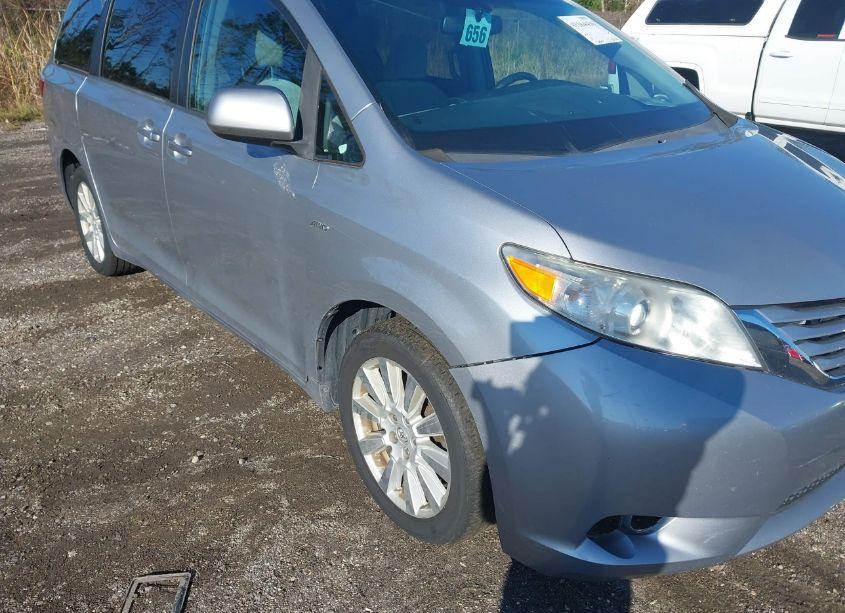 Photo 6 of 2017 Toyota Sienna LE 7 PASSENGER (VIN 5TDJZ3DC3HS181877)
