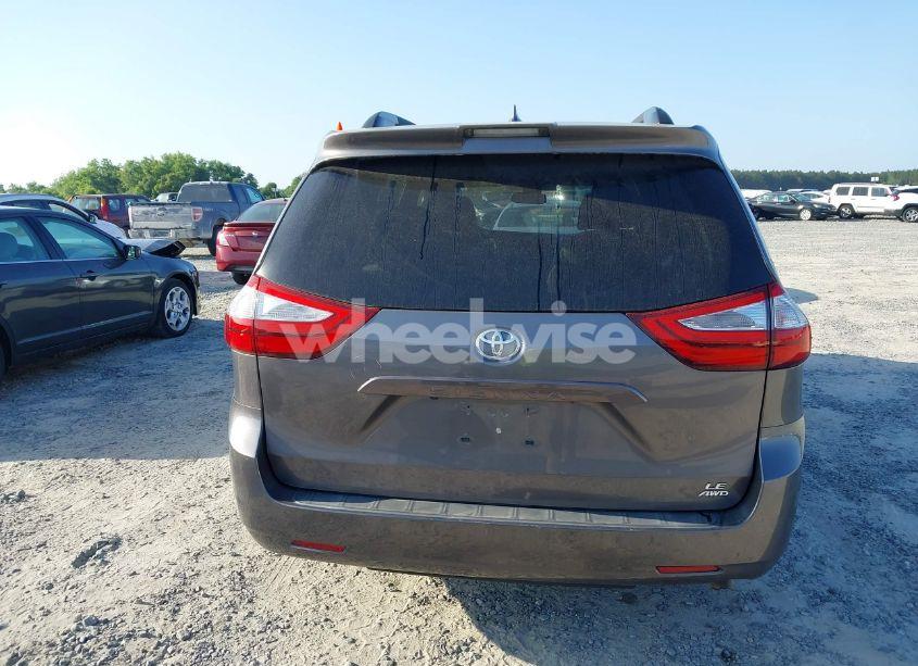 Photo 17 of 2018 Toyota Sienna LE 7 PASSENGER (VIN 5TDJZ3DC3JS190746)