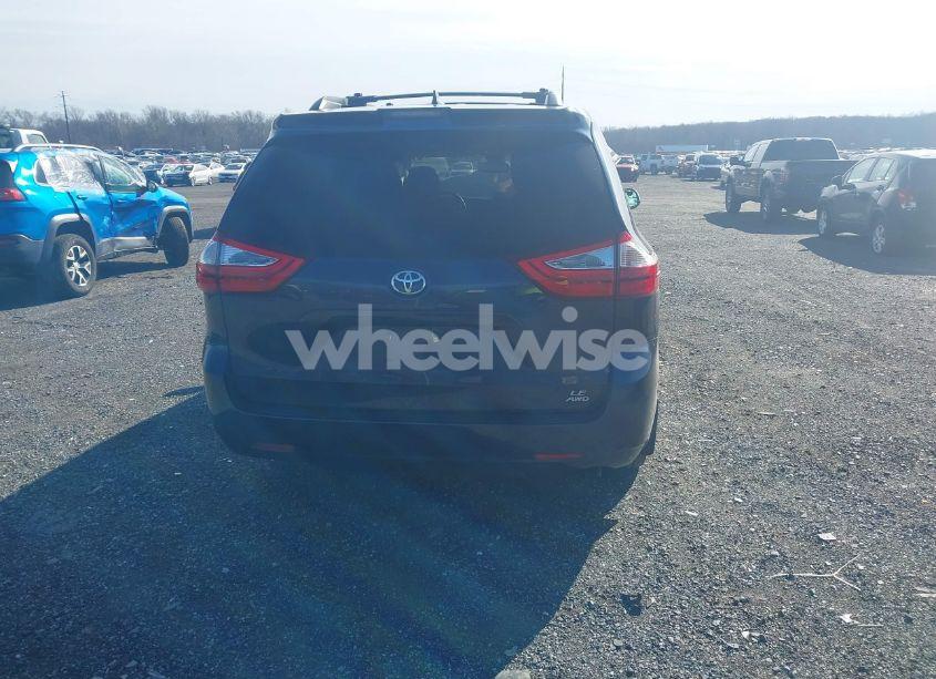 Photo 16 of 2018 Toyota Sienna LE 7 PASSENGER (VIN 5TDJZ3DC4JS189041)