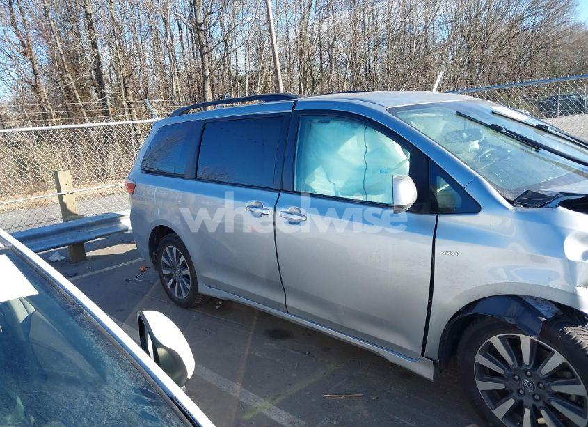 Photo 13 of 2019 Toyota Sienna LE 7 PASSENGER (VIN 5TDJZ3DC4KS221245)