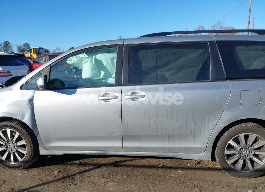 Photo 14 of 2019 Toyota Sienna LE 7 PASSENGER (VIN 5TDJZ3DC4KS221245)