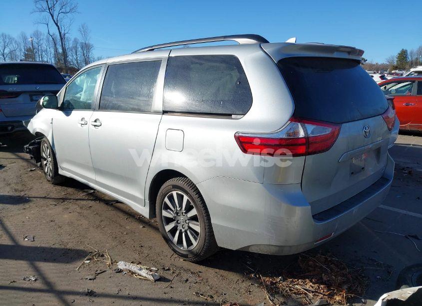 Photo 3 of 2019 Toyota Sienna LE 7 PASSENGER (VIN 5TDJZ3DC4KS221245)