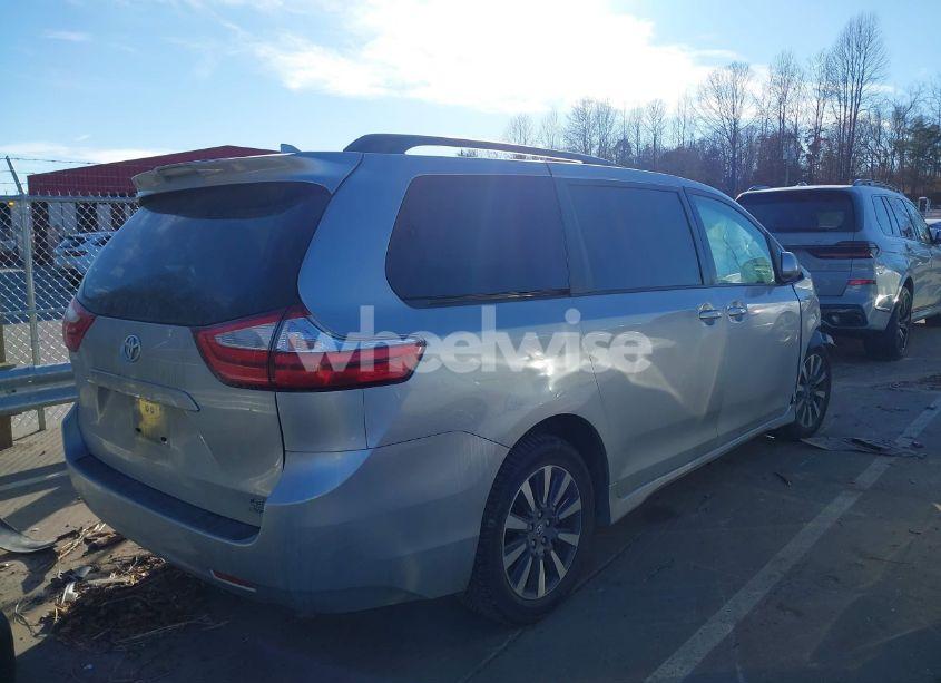 Photo 4 of 2019 Toyota Sienna LE 7 PASSENGER (VIN 5TDJZ3DC4KS221245)