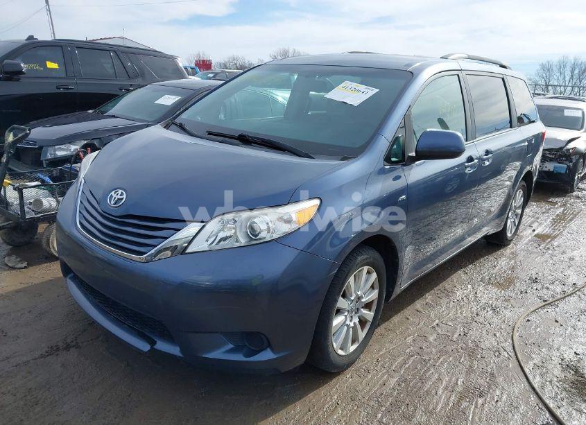 Photo 2 of 2017 Toyota Sienna LE 7 PASSENGER (VIN 5TDJZ3DC5HS170346)