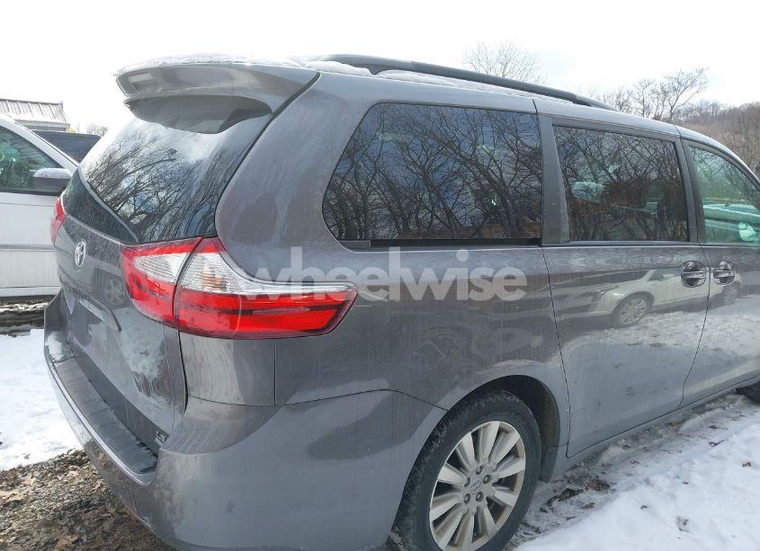 Photo 19 of 2017 Toyota Sienna LE 7 PASSENGER (VIN 5TDJZ3DC5HS173134)