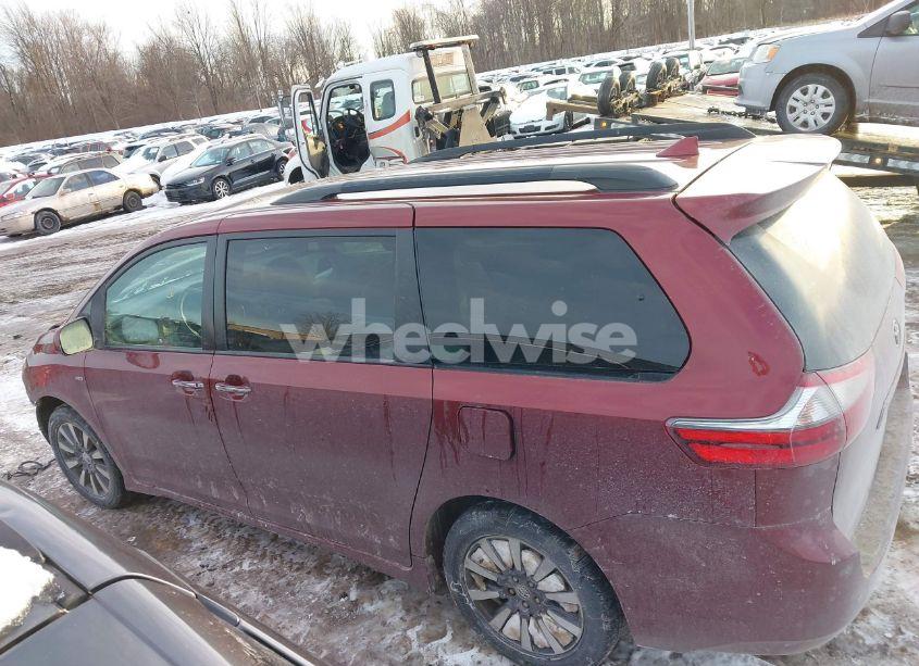 Photo 14 of 2020 Toyota Sienna LE (VIN 5TDJZ3DC6LS240400)