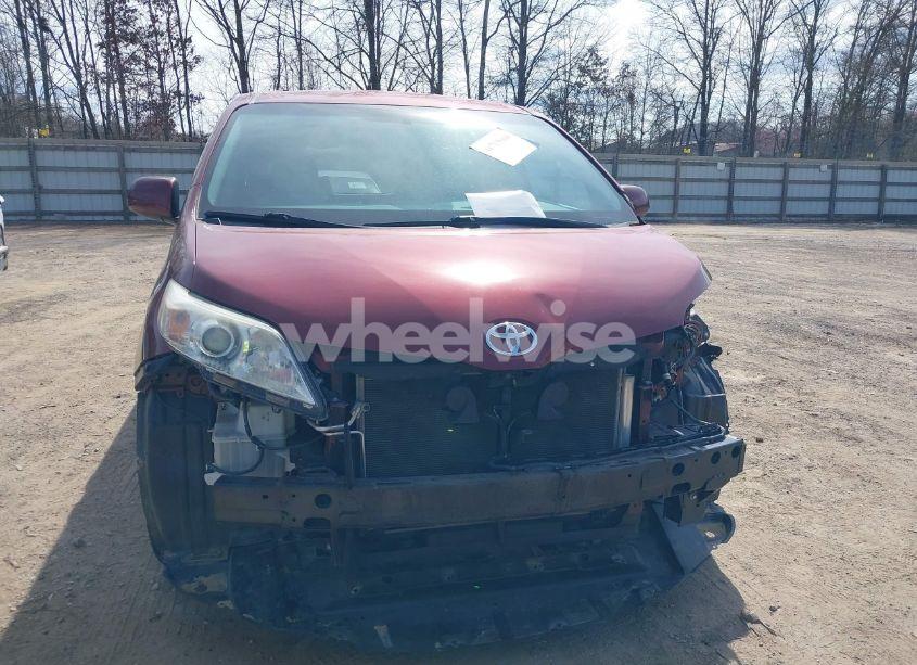 Photo 13 of 2017 Toyota Sienna LE 7 PASSENGER (VIN 5TDJZ3DC7HS171384)