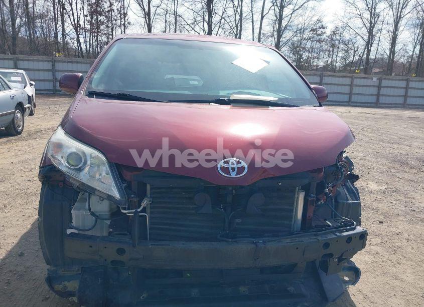 Photo 6 of 2017 Toyota Sienna LE 7 PASSENGER (VIN 5TDJZ3DC7HS171384)