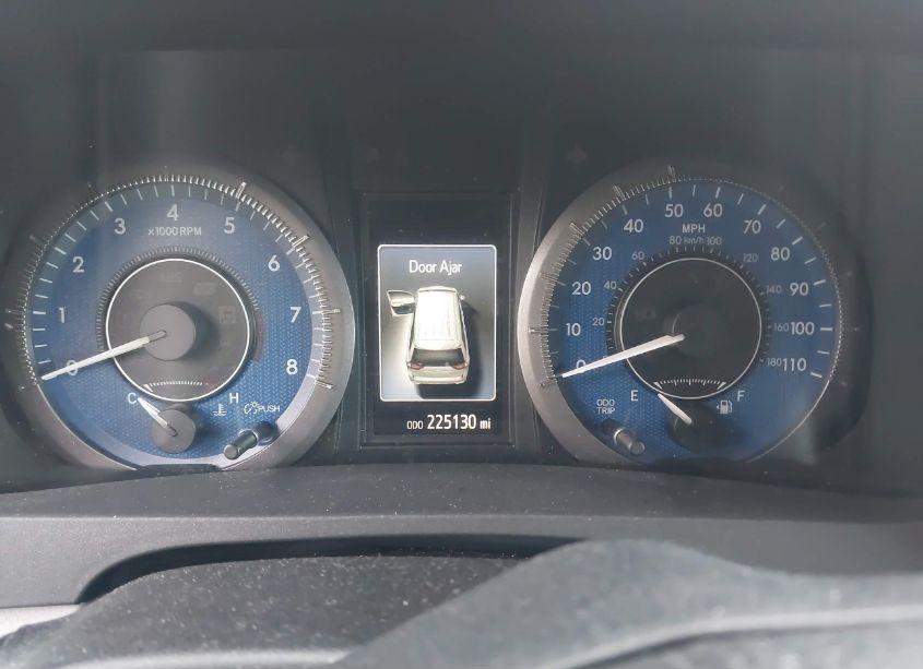 Photo 7 of 2018 Toyota Sienna LE 7 PASSENGER (VIN 5TDJZ3DC7JS192189)