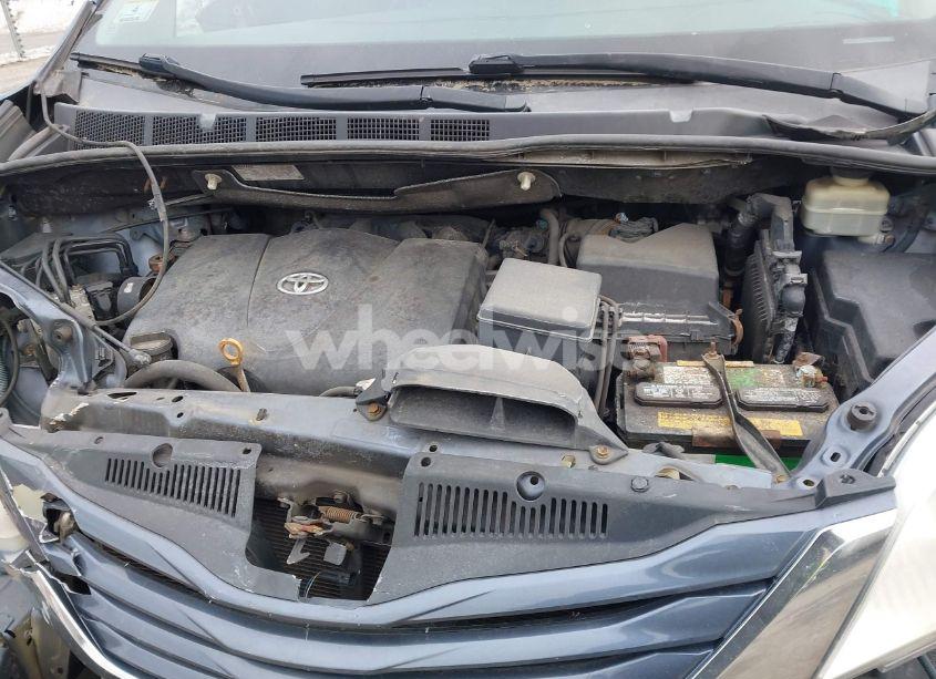 Photo 10 of 2017 Toyota Sienna LE 7 PASSENGER (VIN 5TDJZ3DC8HS160748)