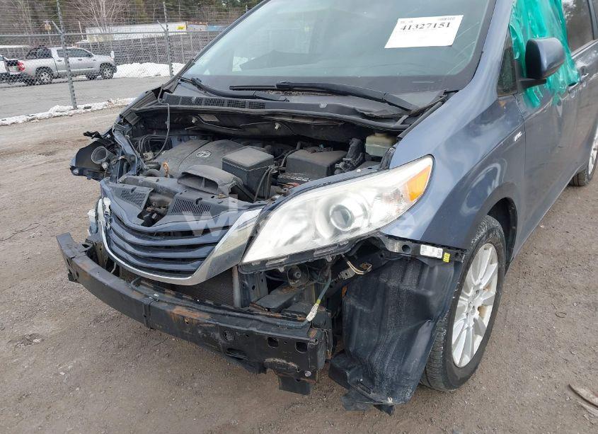 Photo 6 of 2017 Toyota Sienna LE 7 PASSENGER (VIN 5TDJZ3DC8HS160748)