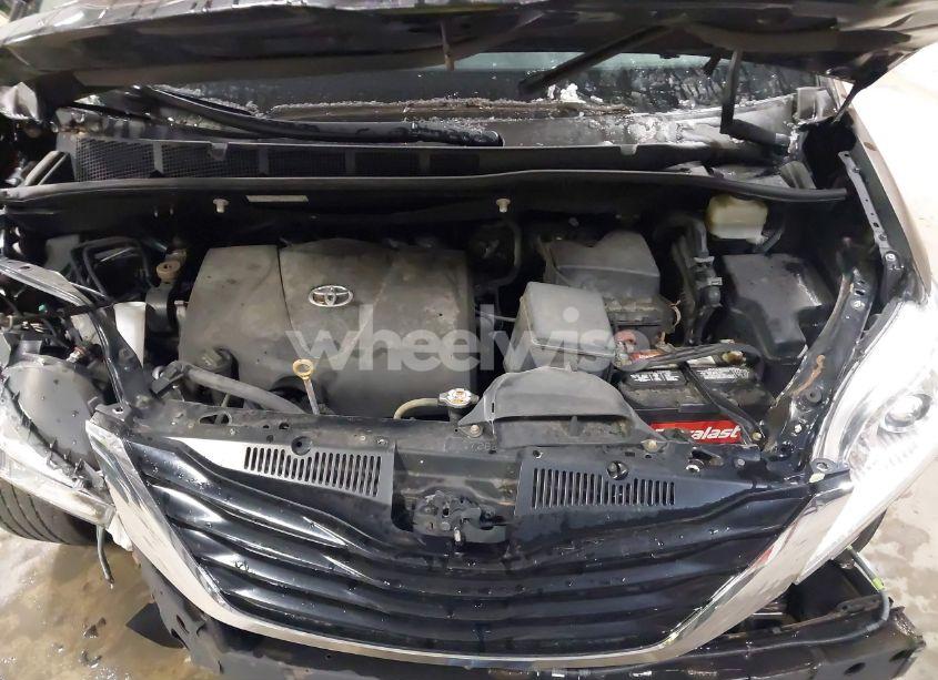 Photo 10 of 2017 Toyota Sienna LE 7 PASSENGER (VIN 5TDJZ3DC8HS177307)