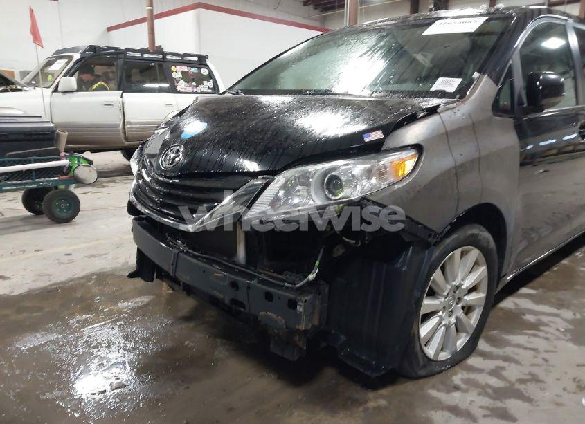 Photo 16 of 2017 Toyota Sienna LE 7 PASSENGER (VIN 5TDJZ3DC8HS177307)