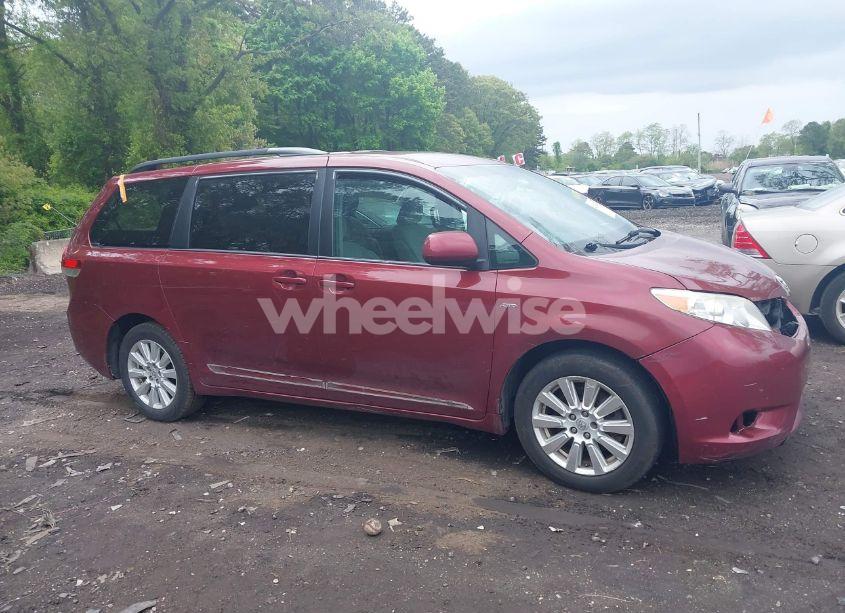 Photo 13 of 2017 Toyota Sienna LE 7 PASSENGER (VIN 5TDJZ3DC9HS164792)