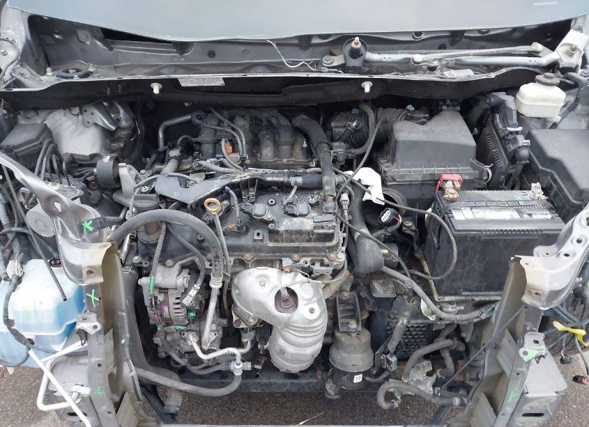 Photo 10 of 2018 Toyota Sienna LE 7 PASSENGER (VIN 5TDJZ3DCXJS189853)