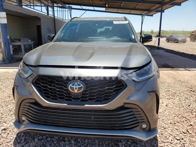 Photo 10 of 2022 TOYOTA HIGHLANDER XSE (VIN 5TDJZRBH2NS170804)