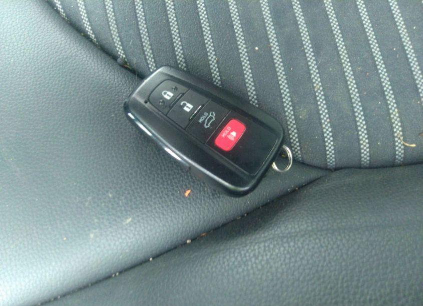 Photo 11 of 2022 Toyota Highlander XSE (VIN 5TDJZRBH2NS185478)