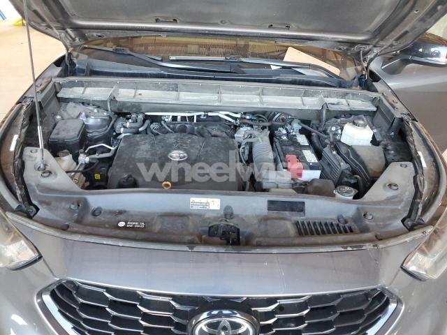 Photo 5 of 2021 TOYOTA HIGHLANDER XSE (VIN 5TDJZRBH3MS151564)