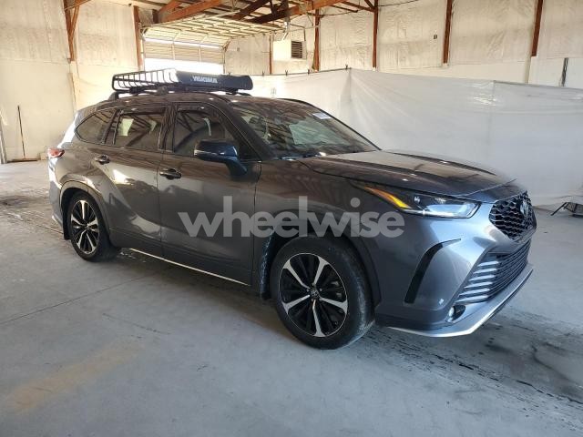 Photo 8 of 2021 TOYOTA HIGHLANDER XSE (VIN 5TDJZRBH3MS151564)