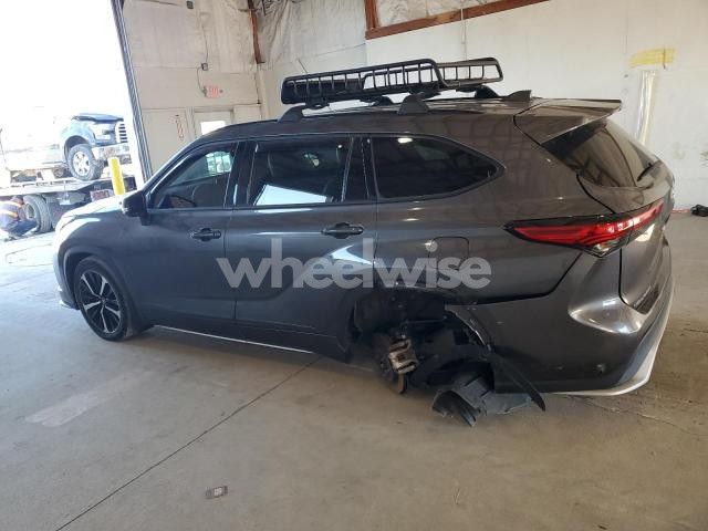 Photo 9 of 2021 TOYOTA HIGHLANDER XSE (VIN 5TDJZRBH3MS151564)