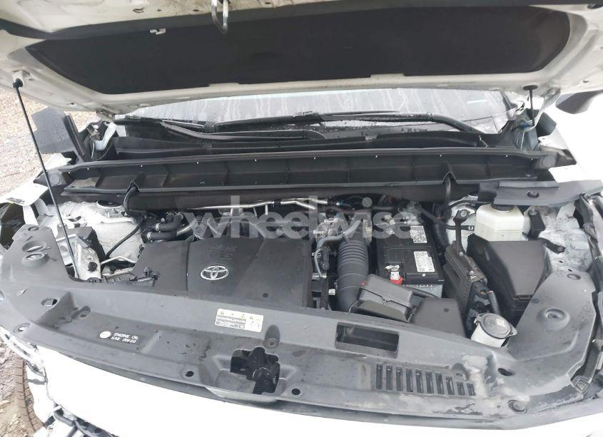 Photo 10 of 2021 Toyota Highlander XSE (VIN 5TDJZRBH5MS096762)