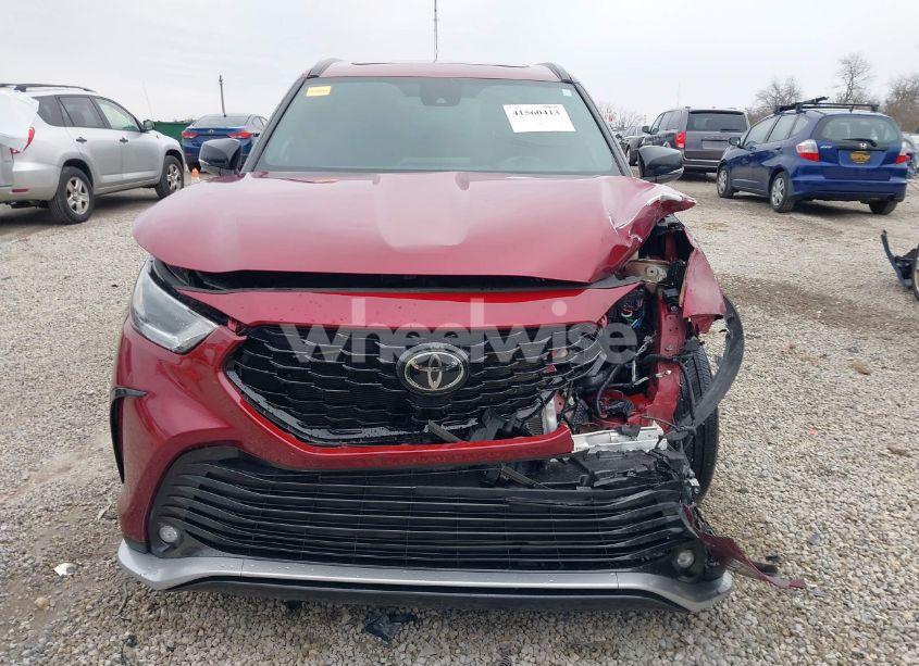 Photo 13 of 2022 Toyota Highlander XSE (VIN 5TDJZRBH7NS204901)