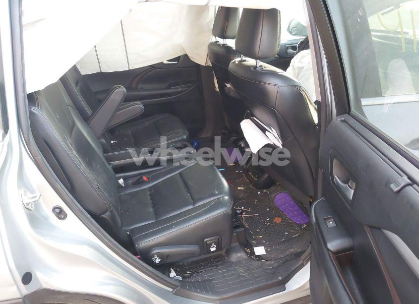 Photo 8 of 2017 Toyota Highlander XLE (VIN 5TDJZRFH0HS382194)