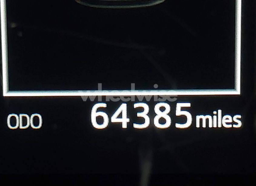 Photo 15 of 2017 Toyota Highlander XLE (VIN 5TDJZRFH0HS447562)