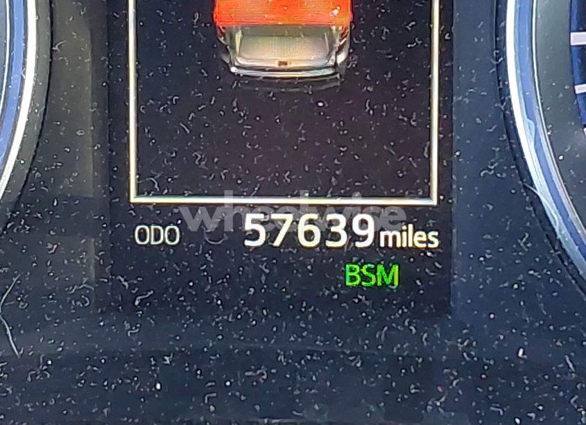 Photo 15 of 2019 Toyota Highlander XLE (VIN 5TDJZRFH0KS571466)