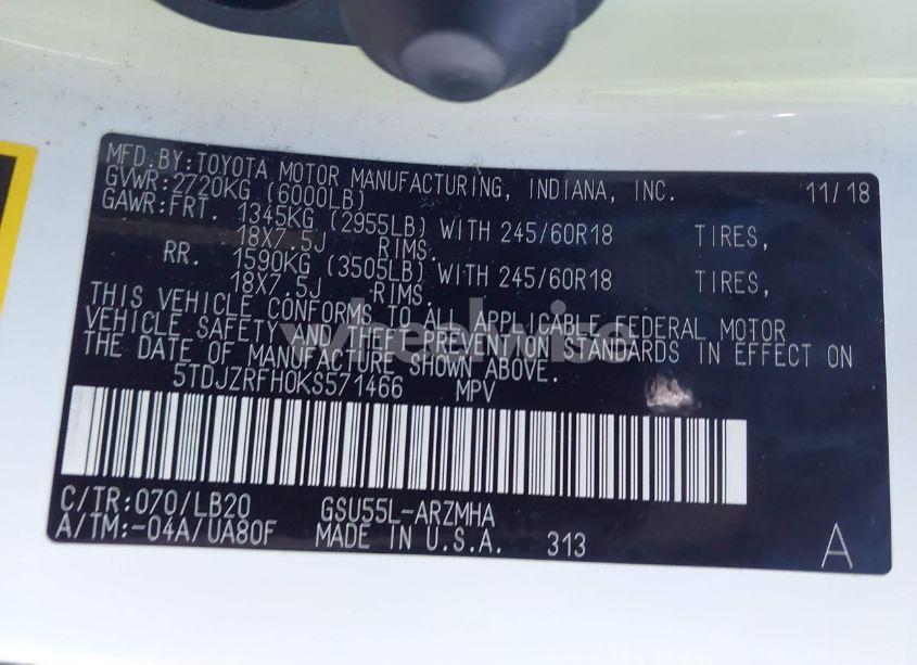 Photo 9 of 2019 Toyota Highlander XLE (VIN 5TDJZRFH0KS571466)