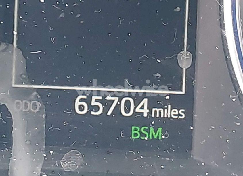 Photo 7 of 2019 Toyota Highlander XLE (VIN 5TDJZRFH0KS584881)