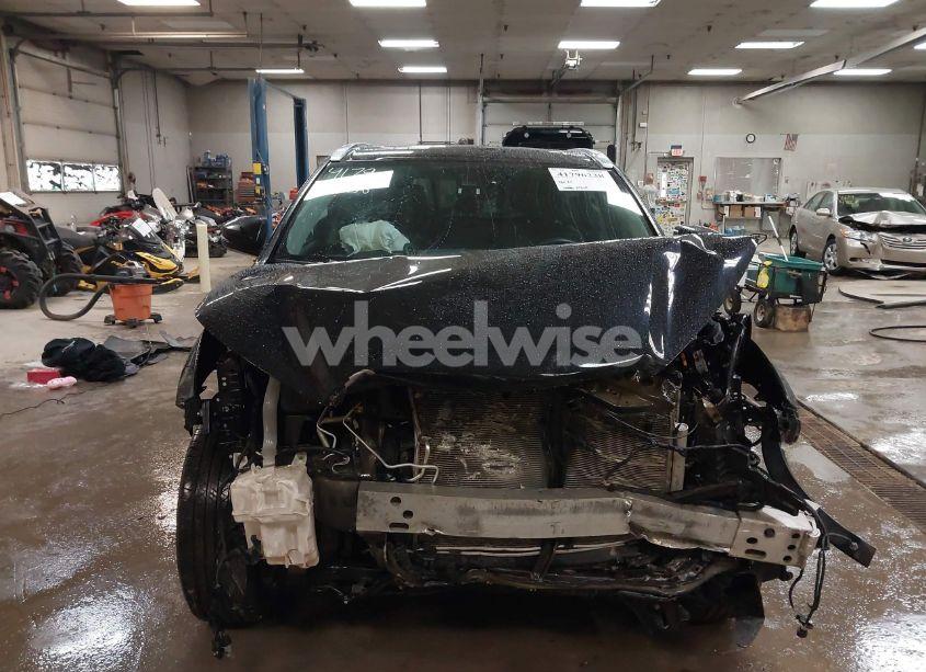 Photo 12 of 2019 Toyota Highlander XLE (VIN 5TDJZRFH0KS706882)