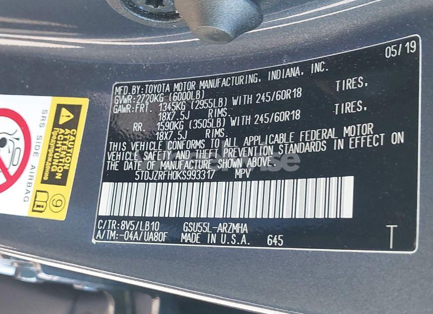 Photo 9 of 2019 Toyota Highlander XLE (VIN 5TDJZRFH0KS993317)