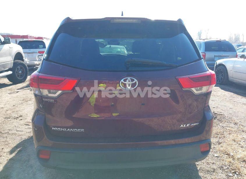 Photo 17 of 2017 Toyota Highlander XLE (VIN 5TDJZRFH1HS396749)