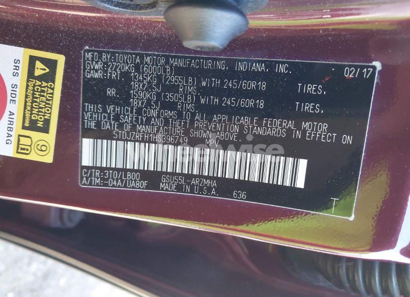 Photo 9 of 2017 Toyota Highlander XLE (VIN 5TDJZRFH1HS396749)