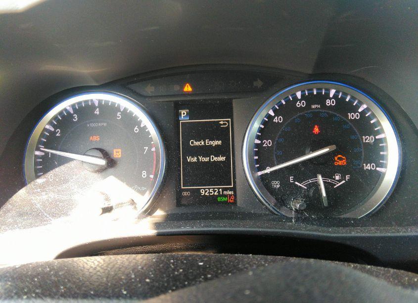 Photo 7 of 2017 Toyota Highlander SE (VIN 5TDJZRFH1HS521233)